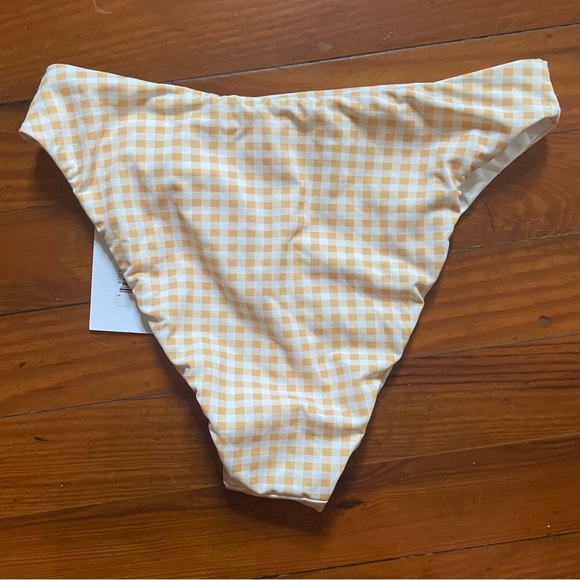 Dippin Daisys yellow gingham bikini Elise top XS and Seashore bottoms S NWT - Picture 9 of 9